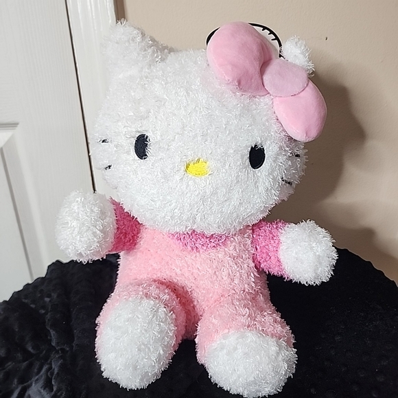 Hello Kitty PLUSH Pillow BUDDY - Picture 4 of 5